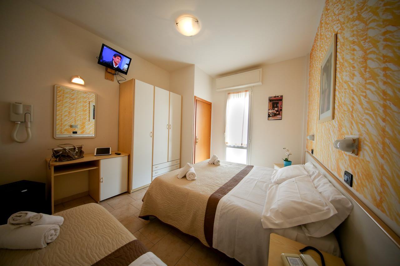 Otel Petrarca 3*